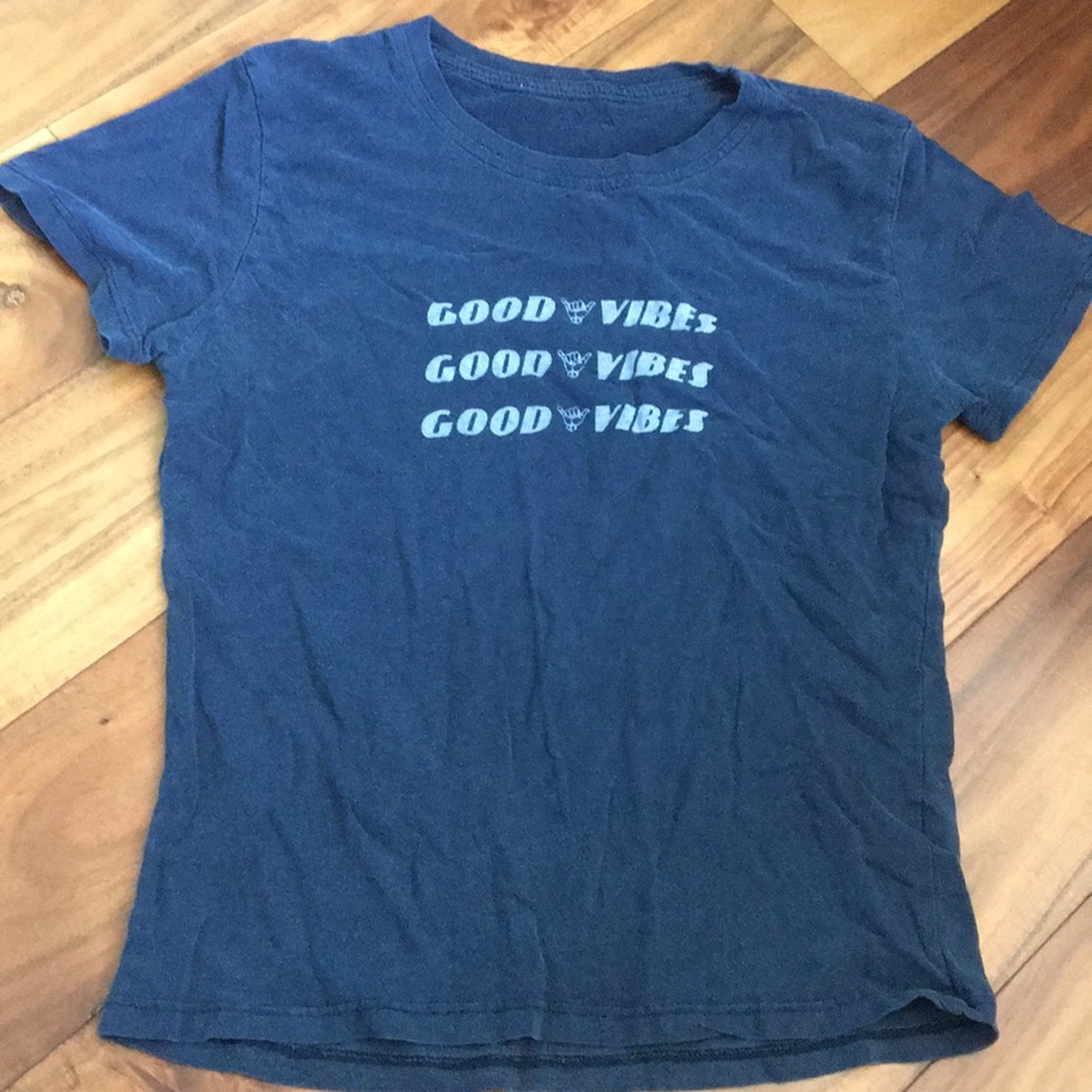 brandy melville navy blue t-shirt